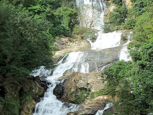 Ella Ravana Falls Photo